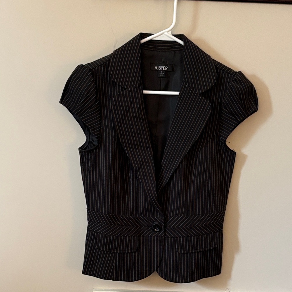 A. Byer striped cap sleeve blazer